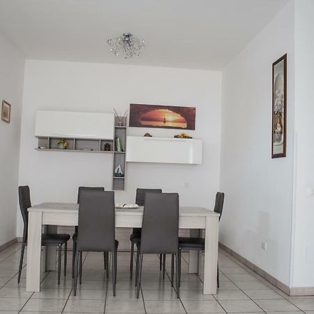 Casa Vacanze Da Franco ตอร์เร ซาน จิโอวานนิ อูเจนโต ภายนอก รูปภาพ